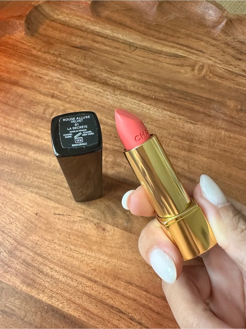 Chanel Lipstick ROUGE ALLURE VELVET, 61 NEW WITHOUT BOX